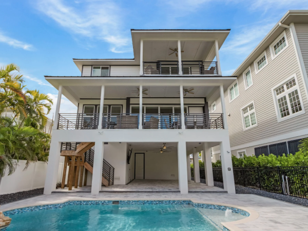 Fort Myers Beach Luxury Canal-Front Rental - 5 King Suites & Private Pool